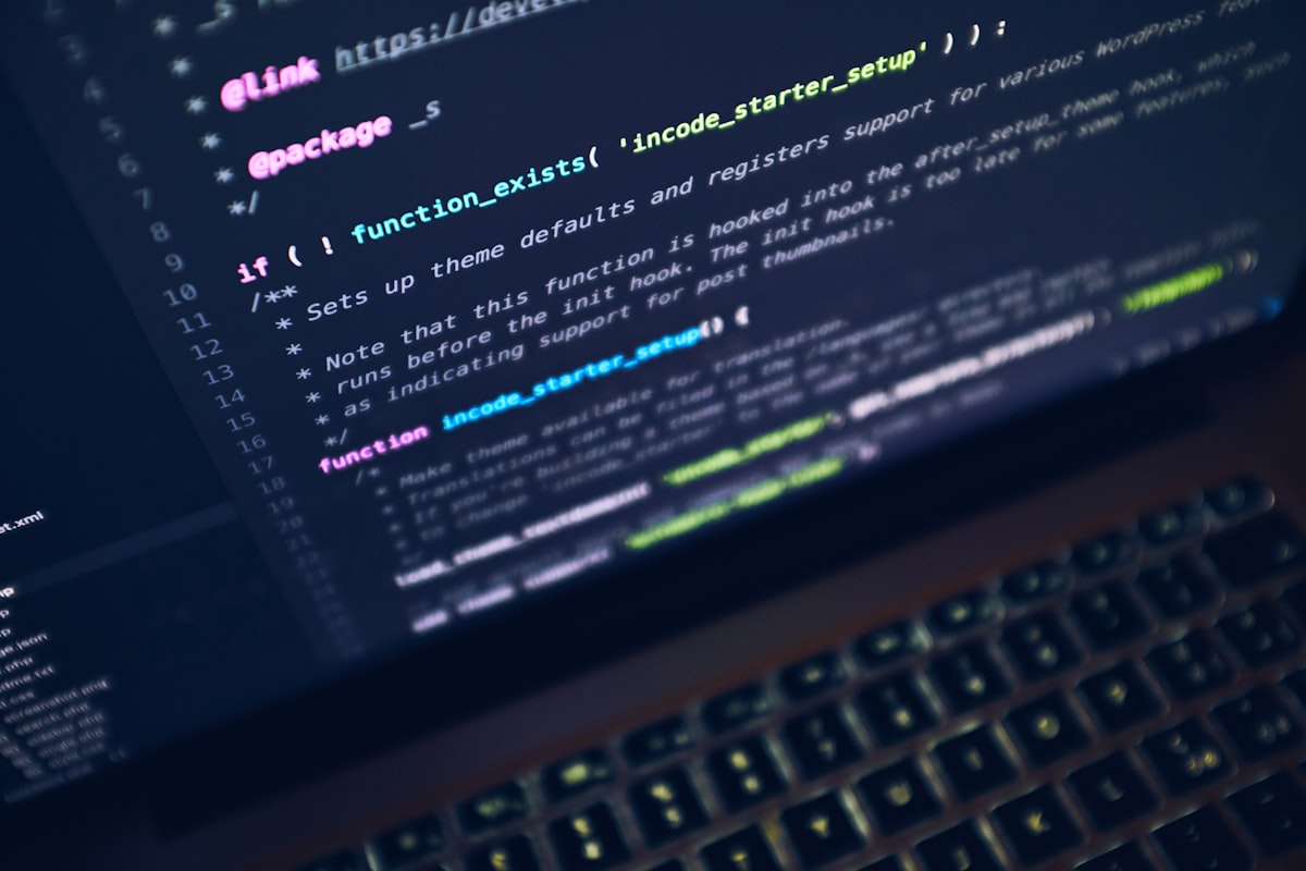 Code und Systemmodernisierung am Bildschirm